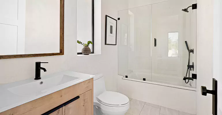 Tub Replacement With Shower in Twin Falls